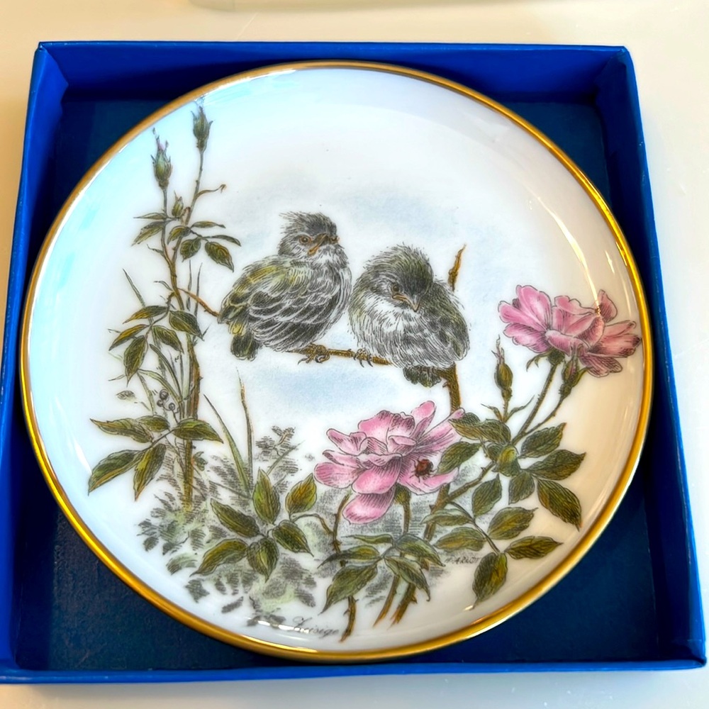 New in gift box AK Kaiser painted Porcelain coaster or trinket tray